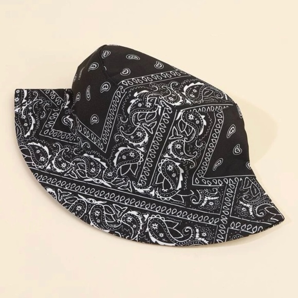 Two Paisley Bucket Hats for the Price of 1 Brand New - Picture 3 of 4
